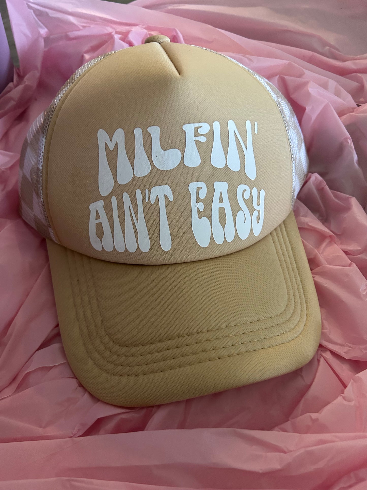 MILFIN AINT Easy Trucker Har